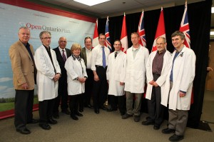 dalton-mcguinty-and-ptbo-fht-phys-apr-6-2010 Dalton McGuinty and Ptbo FHT Physicians